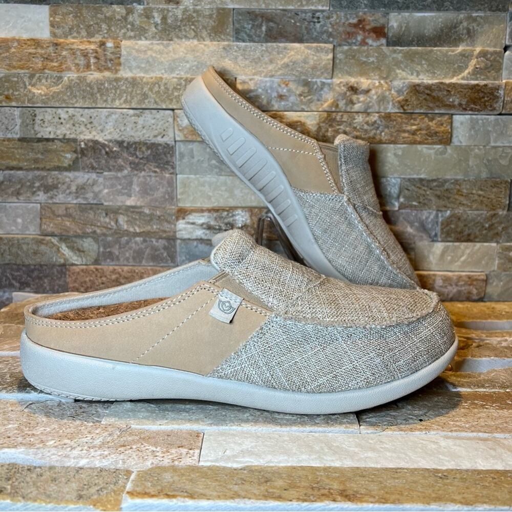 Spenco Siesta Tan Canvas Slip On Shoes Women’s Size 9